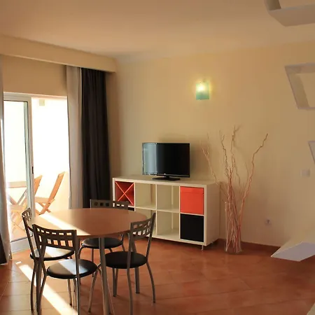 Sunhostel - Portimao Albergue Praia da Rocha