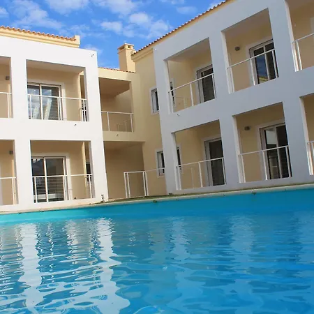 Sunhostel - Portimao Albergue